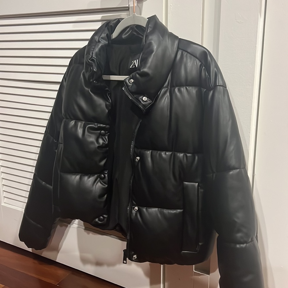 NEW Zara Puffer